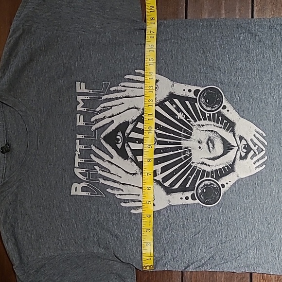 Graphic T- Shirt - Picture 4 of 6